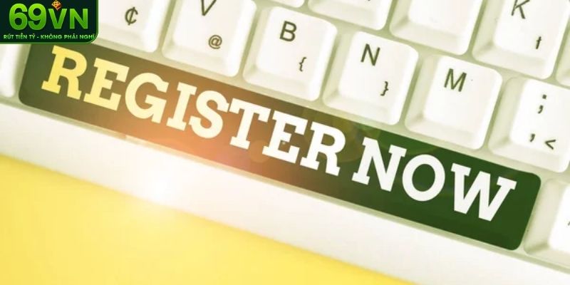 Tuổi tác trên 18 và quốc tịch phù hợp